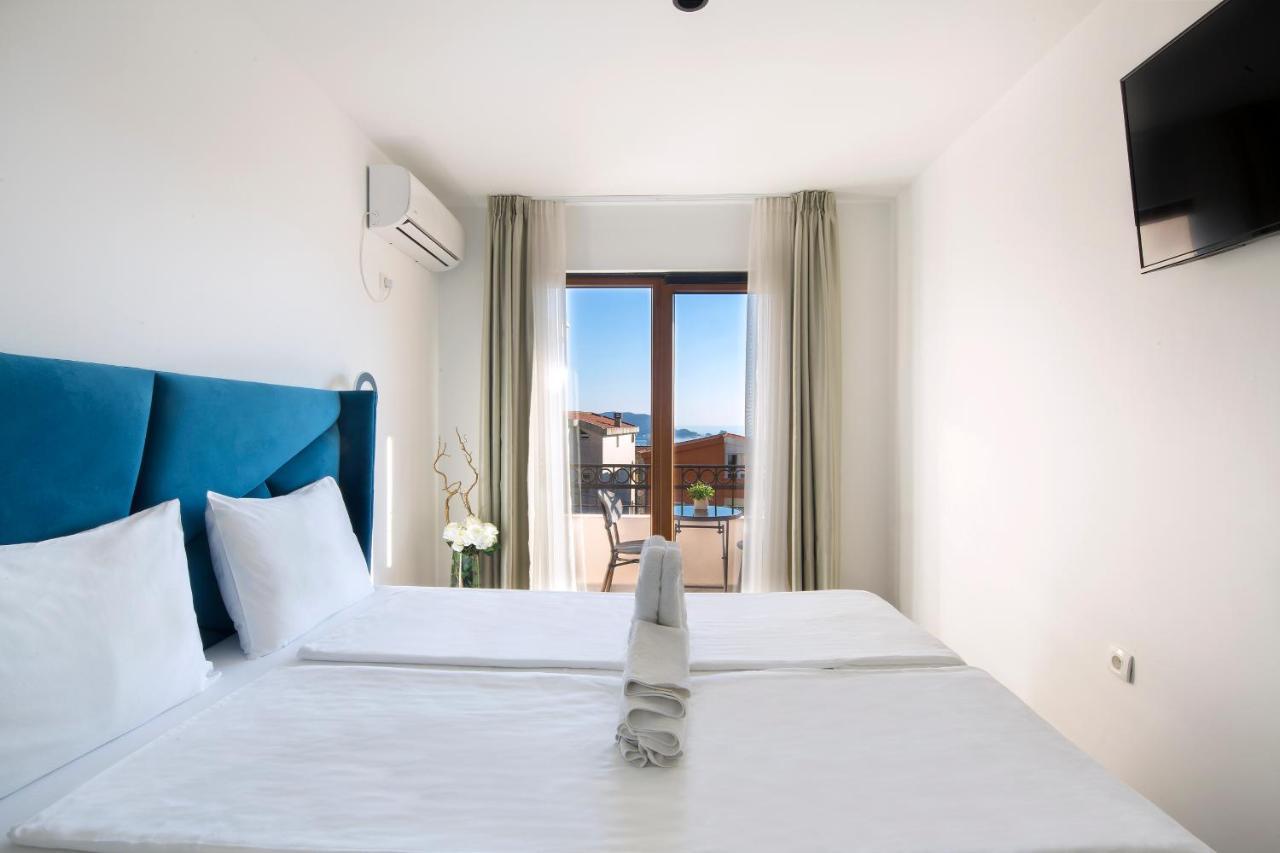 Lazy Hill Apartment