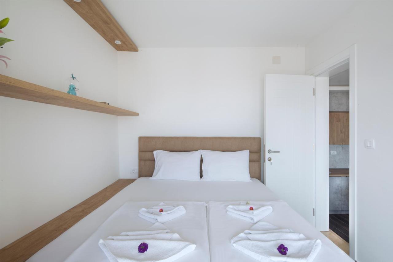 Lazy Hill Apartment