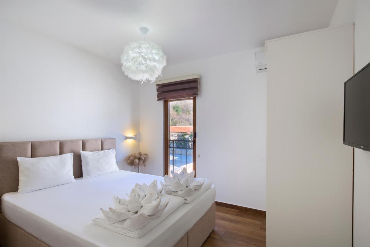 Lazy Hill Apartment